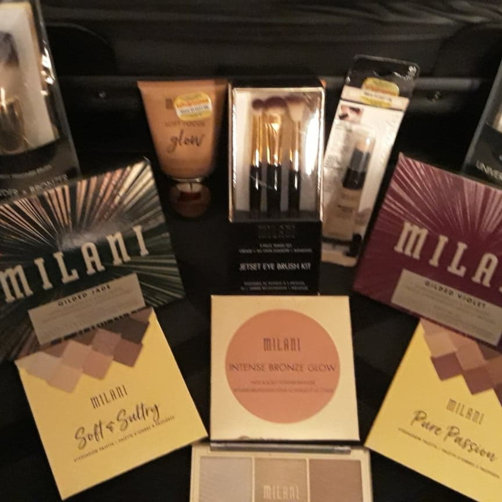 10 Piece Milani MakeUp Bundle